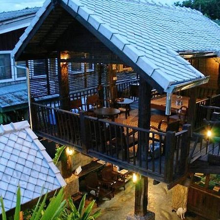 Saithong Guesthouse Chiang Mai Exteriör bild